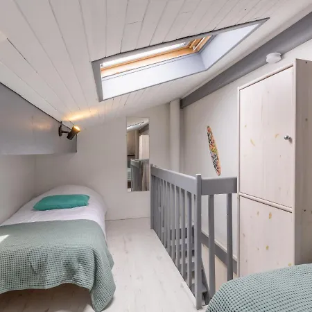 Paradise Ocean-13 By Interhome